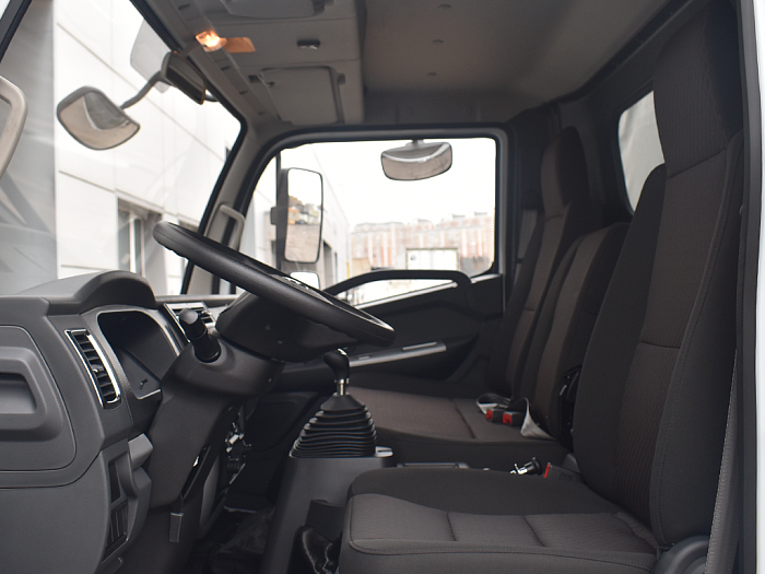 Тентованный фургон DongFeng Z55L